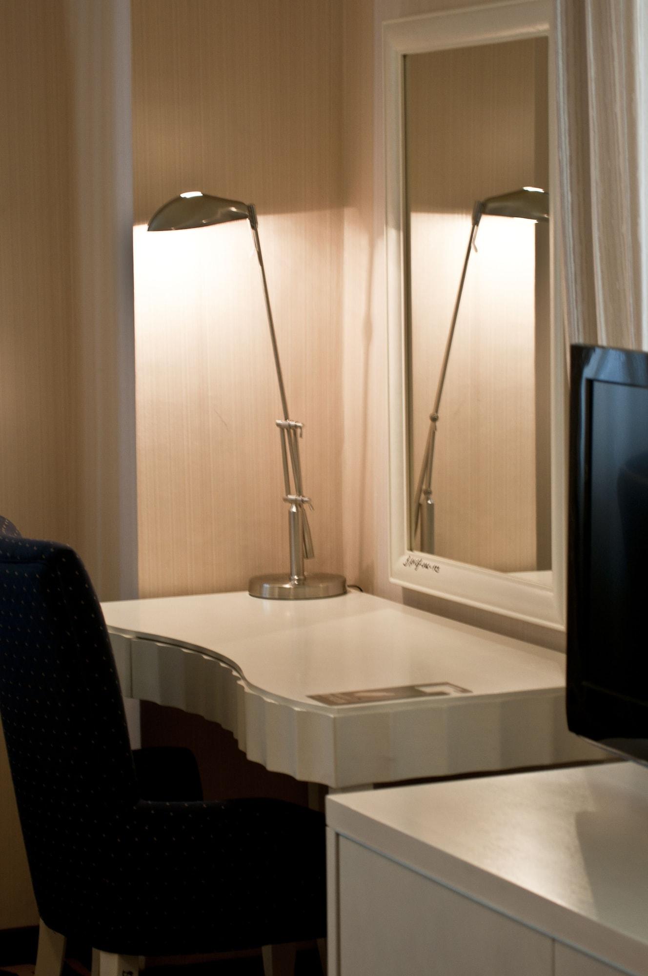 แอมบาสเดอร์ โฮเทล Hotel แอดดิสอาบาบา ภายนอก รูปภาพ